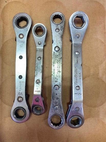 Misc Lot of New Britain Rachet Wrenches Includes 1/2"-9/16", 3/8"-7/16" - As Pictured