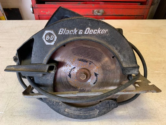Black & Decker Circular Saw w/7.25" Blade. Has Cord Repair but Tested and Working - As Pictured