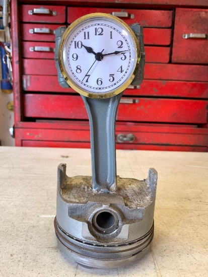 Piston Quartz Clock. This is 9" Tall and Needs a Battery - As Pictured
