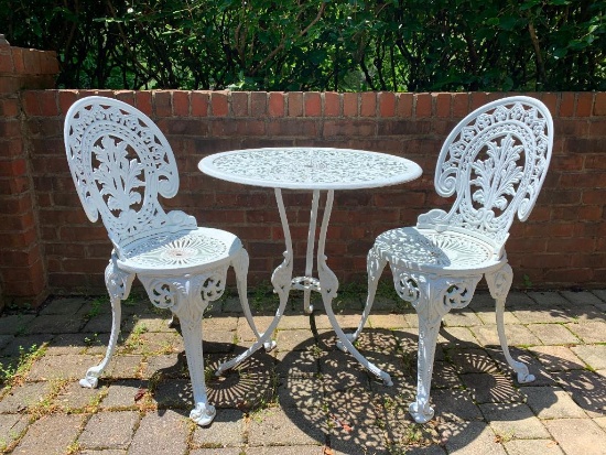 Cast Iron Outdoor Patio Table and Two Chair Set in Nice Condition