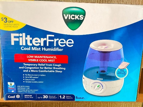 Vicks Filter Free Cool Mist Humidifier New in Box - As Pictured