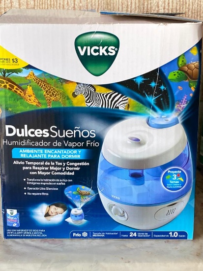 Vicks Sweet Dreams Cool Mist Humidifier New in Box - As Pictured