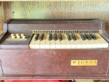 Manus Jewel Electric Chord Organ. This is in Working Condition - As Pictured