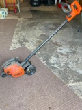 Black & Decker Electric Edger. This is Working Condition - As Pictured