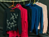 6 Piece Lot of Ladies Clothing - As Pictured