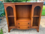 Vintage Pendelton Irwin Wood Hutch w/Double Doors This is 32