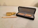 2 Piece Lot Incl. Schwan's Nashville 1999 Desk Clock & 4 Wood Schwan's Pens -As Pictured