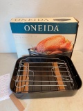 Oneida Turkey Non-Stick Roasting Pan w/Rack. Appears New in Box - As Pictured