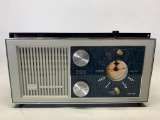 Vintage Clock Radio. Mark Plugged it in & it Doesn't Play it Hums - As Pictured