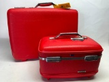 Vintage American Tourister Red Luggage Set. Very Good Condition - As Pictured