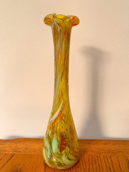 10" Hand Blown Ruffle Top Glass Vase. - As Pictured