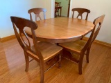 Two Tone Dining Room Table & Chairs. The Table is 30