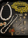 Misc Lot of Ladies Jewelry Incl Earrings, Brooches & Necklaces - As Pictured