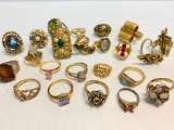 Large Lot of Gold Toned Rings
