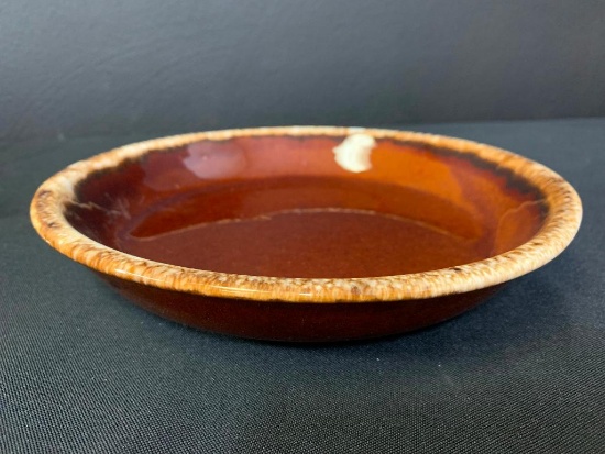 9" Hull Pottery Pie Plate