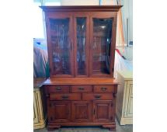 Online Only Auction Furniture and More in Piqua