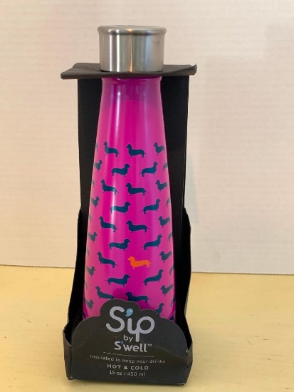 Water Bottle w/Dachshund Design