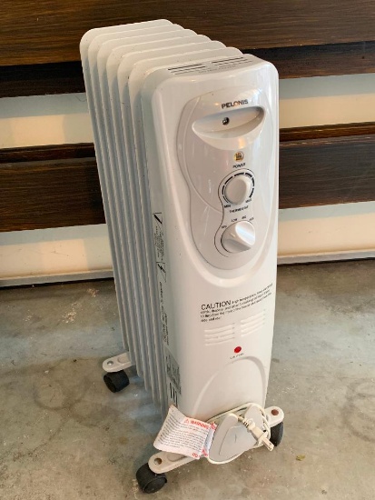 Pelonis Electric Radiator Heater. In Working Condition