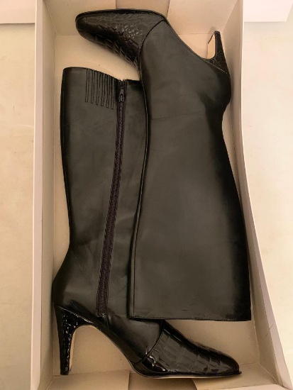 Stephani, Shiny Black, Knee High Boots in Box, Never Worn, Size 9