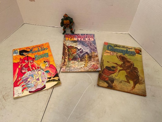 Group of Three Comic Books, Teenage Mutant Turtle, Aladdin and Gene Autry