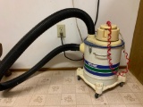 Wet/Dry Jet Vac. Plugged in & Works