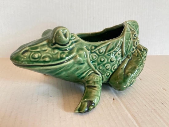 Vintage McCoy Pottery Frog