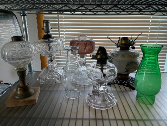 Group Lot of Vintage Oil Lamps & Chimneys