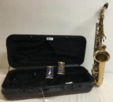 Accent Saxophone w/Case