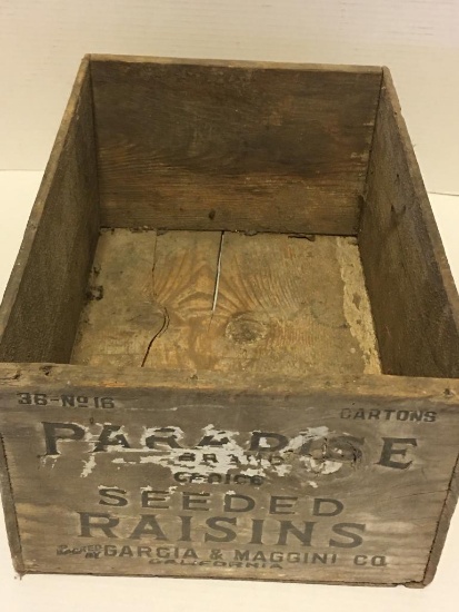 Vintage "Paradise Seeded Raisins" Wooden Crate