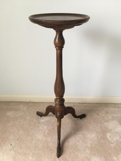 Vintage Wood Pedastal Round Top Table