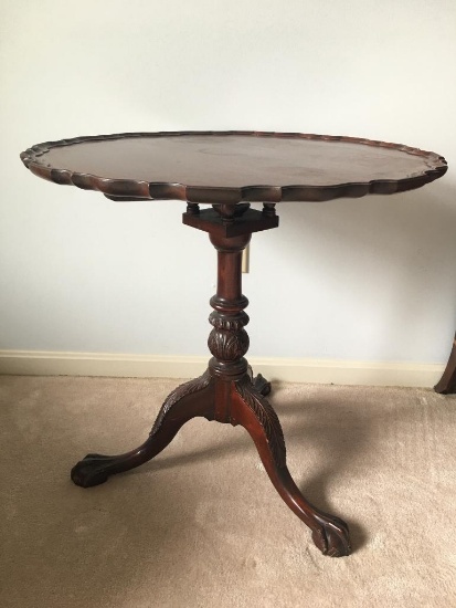 Vintage Pie Crust Table, Claw & Ball Footing