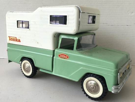 Vintage Metal Tonka Camper