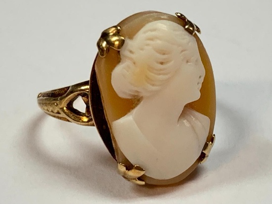 14k Gold Cameo Ring Size 3.75