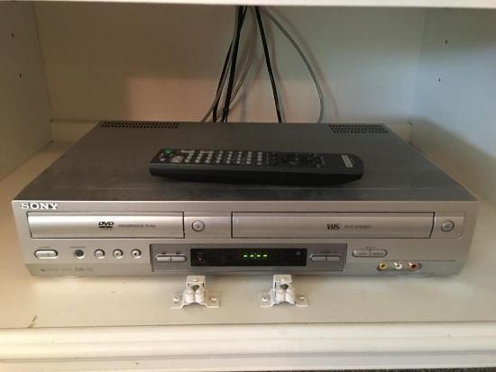 Sony DVD & VHS Player w/Remote