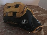 Spaulding Baseball Glove - Gently Used