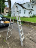 8' Aluminum Step Ladder - As Pictured