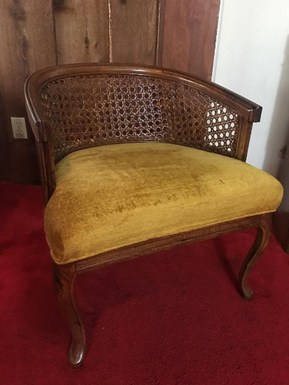 Vintage Barrel Back Style Accent Chair
