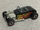 Vintage Red Line Hot Wheels Black Flame Bucket T Hot Rod