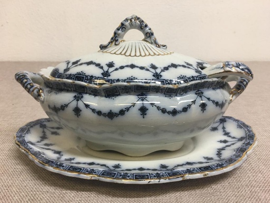 Vintage Losol Ware Tureen w/Laddle