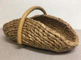 Vintage Straw Basket w/Wood Handle