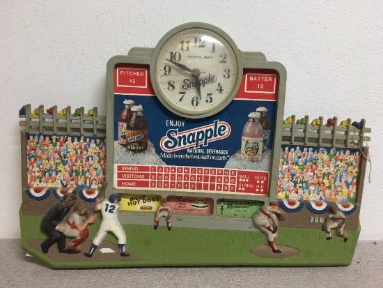Vintage Snapple New Haven Quartz Clock (Plastic)