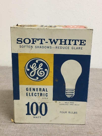 Vintage Metal GE Soft White Light Bulb Bank