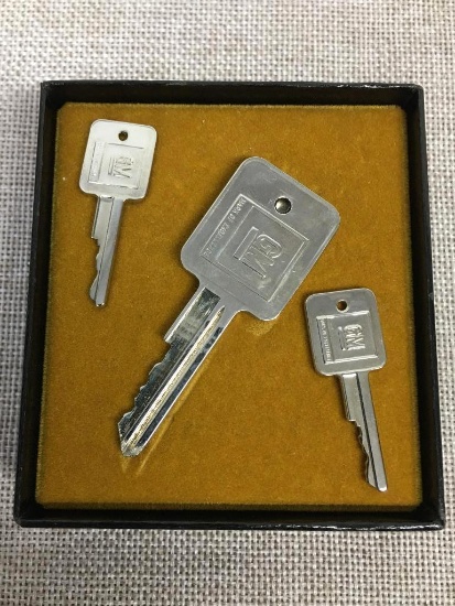 Vintage GM Key Tie Tack and Cuff Link Set