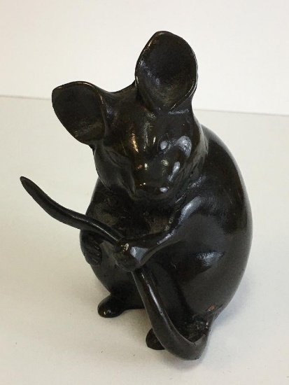 Field Mouse Statue