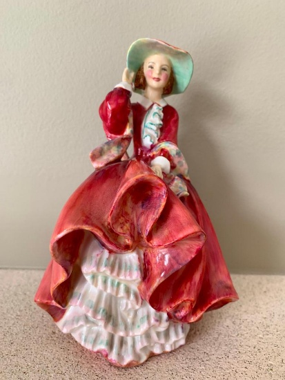 Royal Doulton "Top O the Hill" Figurine Signed Rd No 822821