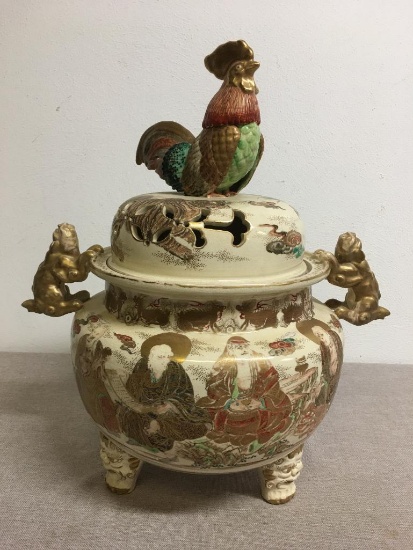 Satsuma Urn w/Rooster and Foo Dog Details