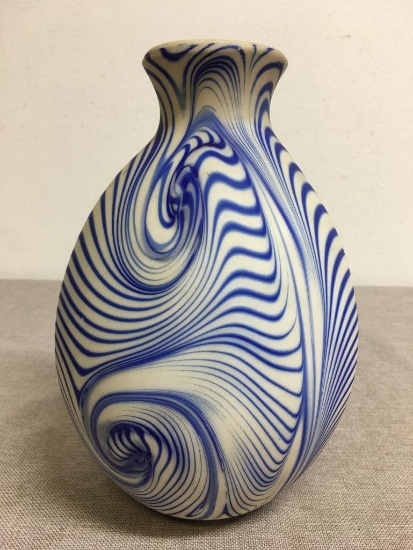 Dave Fetty Fenton Style Blue and White Swirl Glass Vase