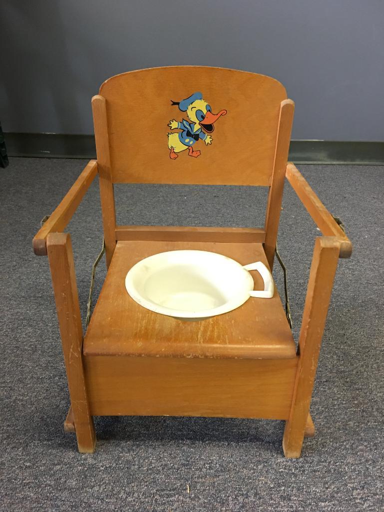 Vintage Baby Donald Duck Child s Potty Chair Proxibid