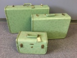 Three Piece Vintage Taperlite Travel Luggage