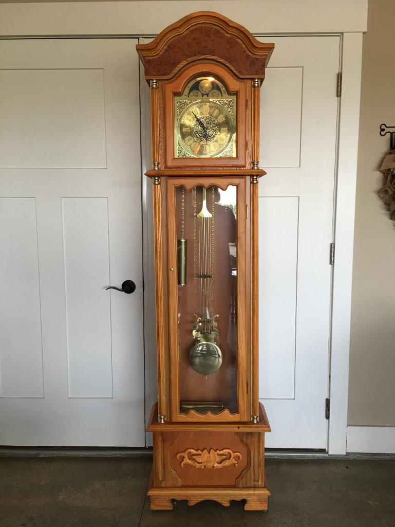 Daniel Dakota Grandfather Clock | Proxibid, image size:769x1025